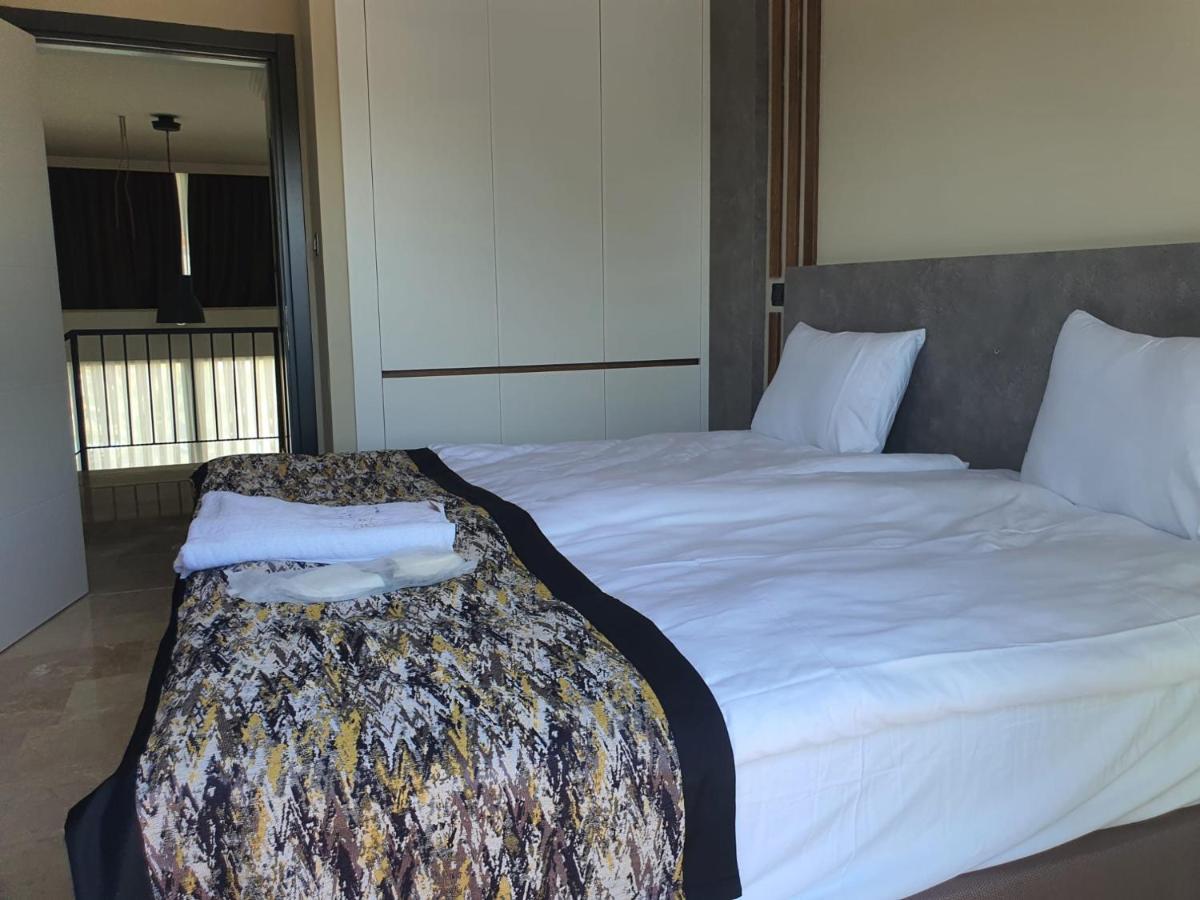 Luxury Hotel Room W Pool Near Beach In Kyrenia Kyrenia  Zimmer foto